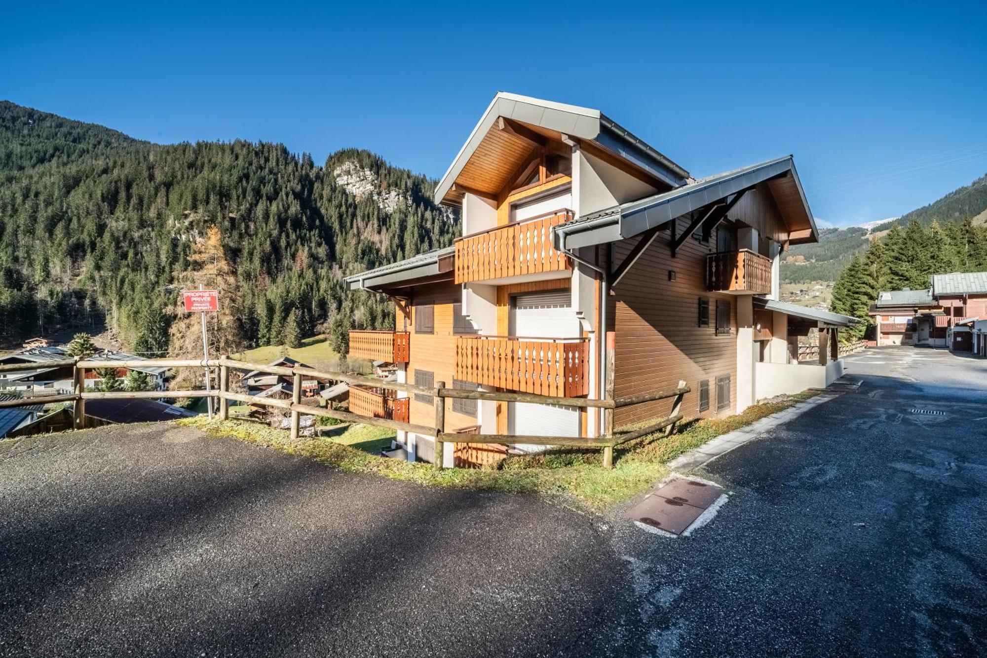Appartement T3 Châtel Exterior photo
